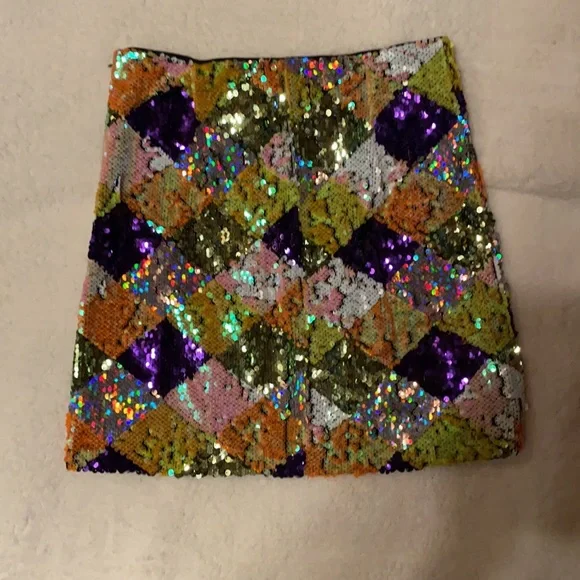 MOVING SALE 3/$20 or 5/$25 sequin skirt f21 - Picture 3 of 6